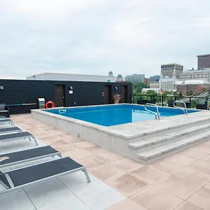 le-908-suberbe-condo-neuf-avec-piscine.hotelsquebeccity.net/