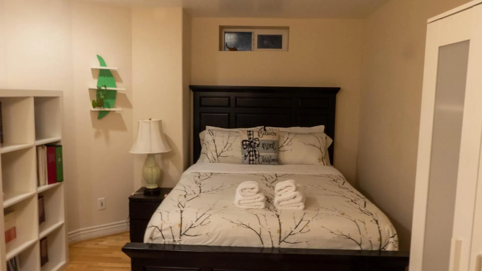 וונקובר Van Nest Near Yvr Ubc Downtown 0*,